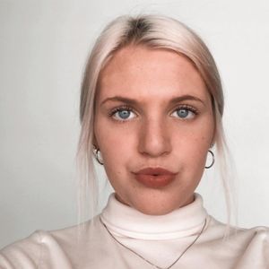 Meet your Posher, Calista